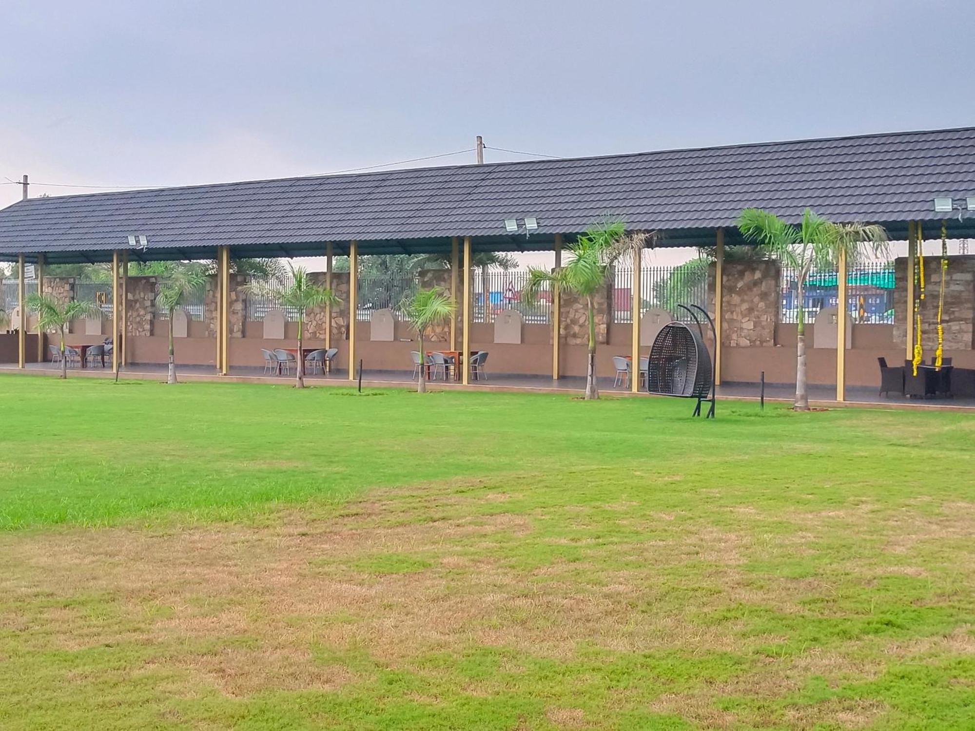 Royal Rajasthan Resort Sikar ภายนอก รูปภาพ