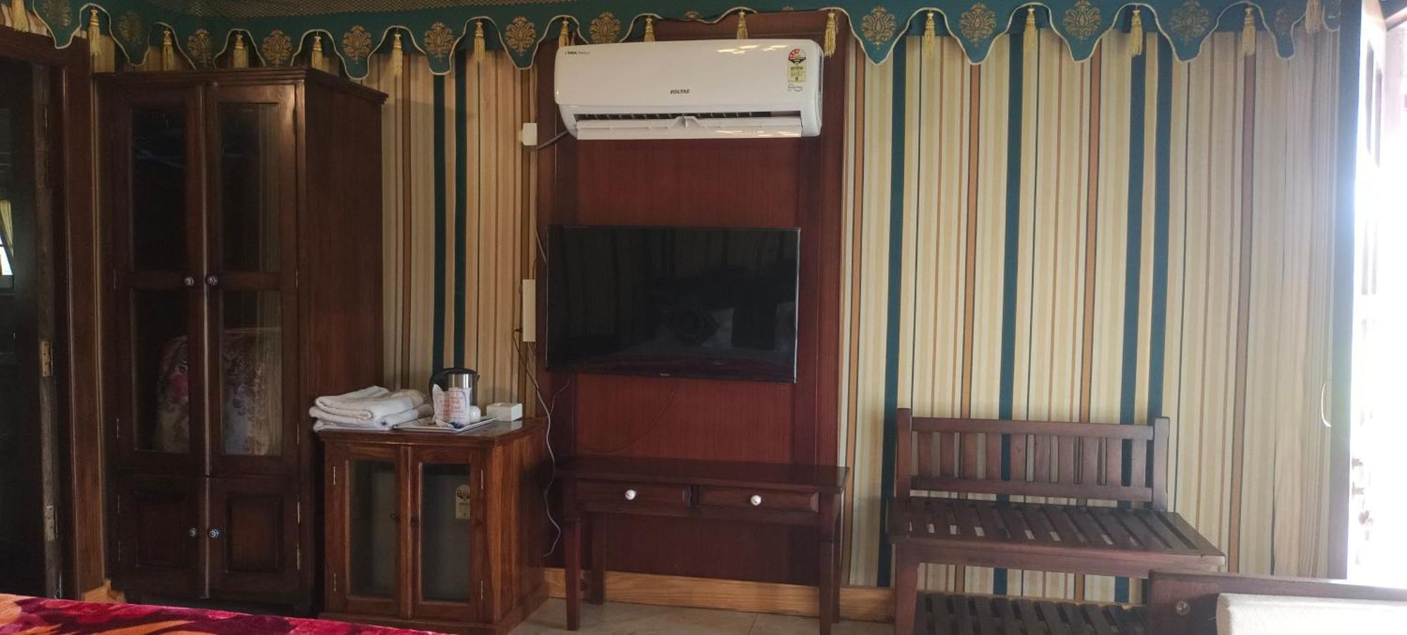 Royal Rajasthan Resort Sikar ภายนอก รูปภาพ